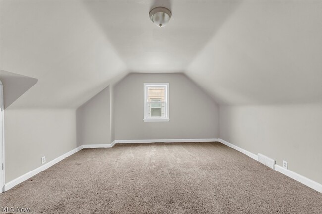 Building Photo - 21303 Kenyon Dr