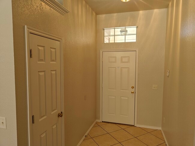Building Photo - 809 Regiment Way