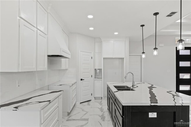 Building Photo - 13 N 37th St