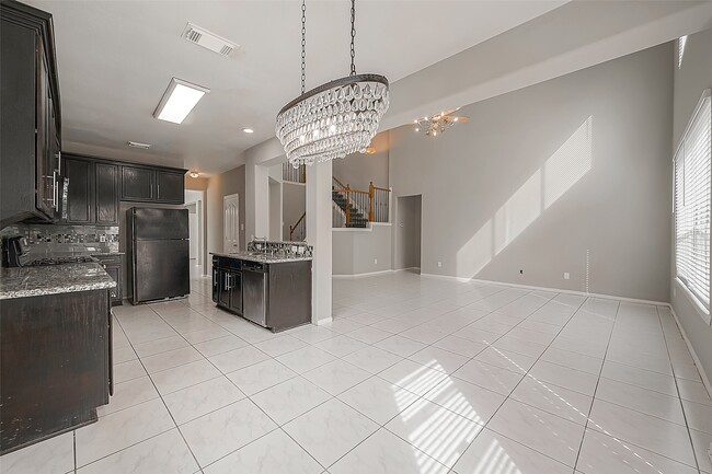 Building Photo - 19903 Diamond Hills Ln