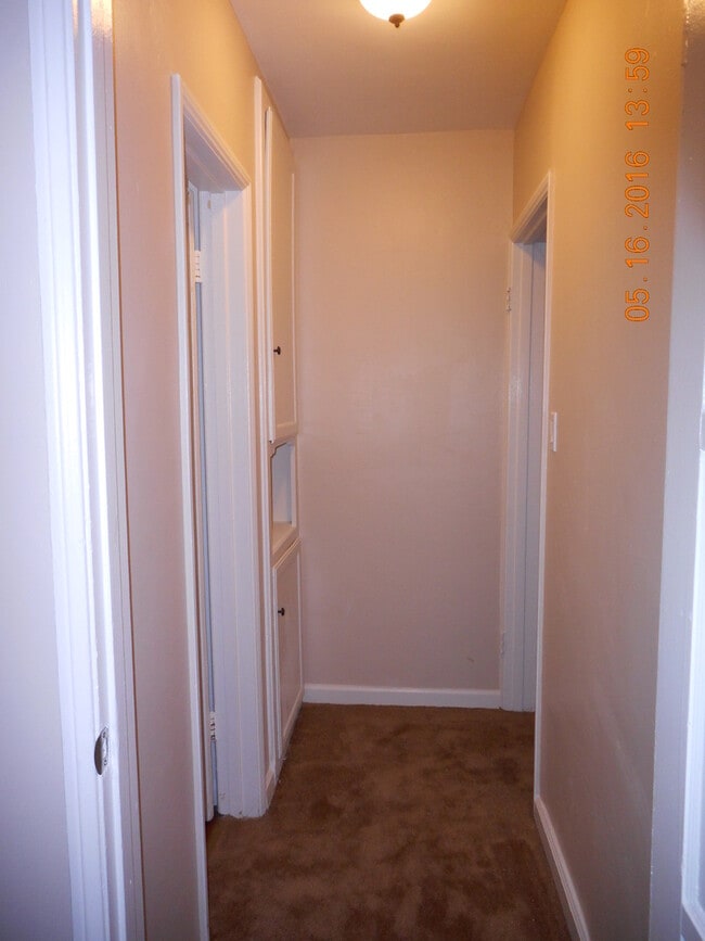 Building Photo - 1111WA