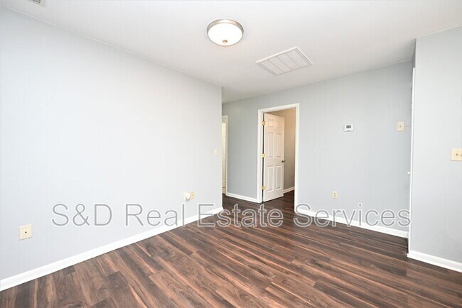 Building Photo - 1107 King Ave