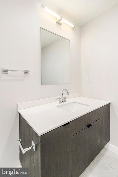 Building Photo - 3449 Scotts Ln