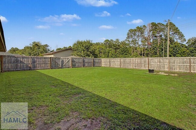 Building Photo - 1651 Latham Ct