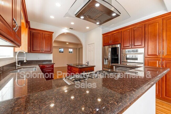 Building Photo - 316 Surfrider Way