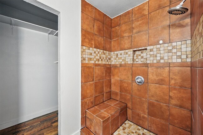 Building Photo - 2306 Lavon Creek Ln