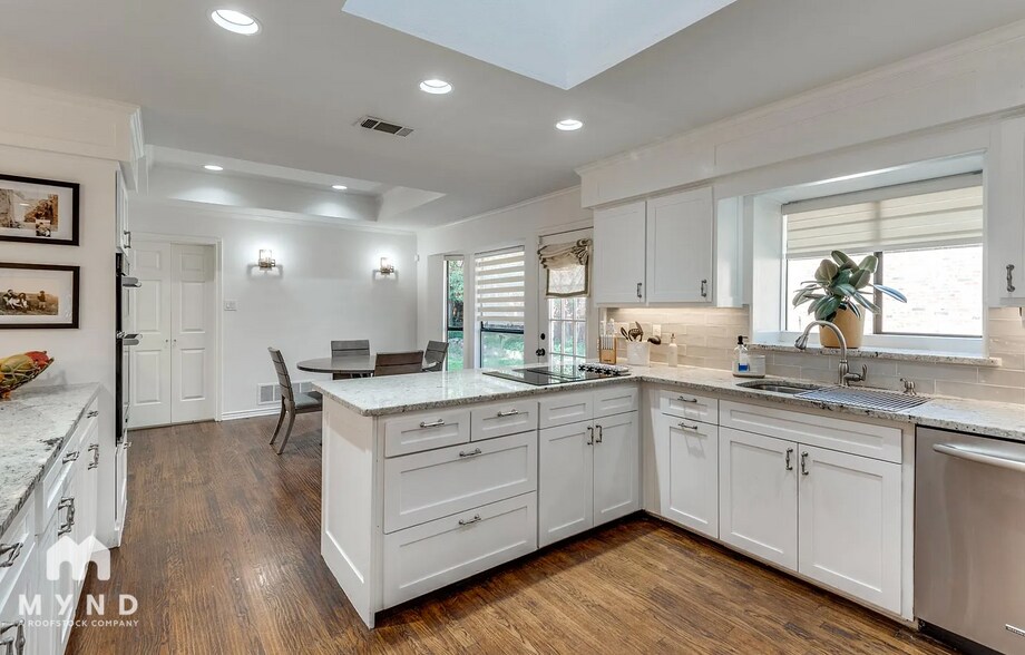 Building Photo - 2005 Crockett Ct