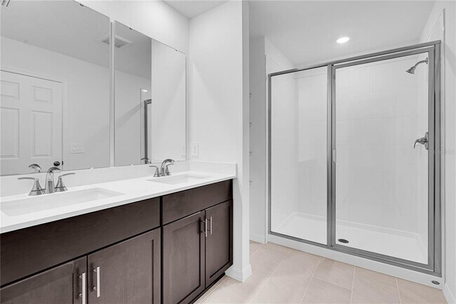 Building Photo - 16362 Bird of Paradise Ave