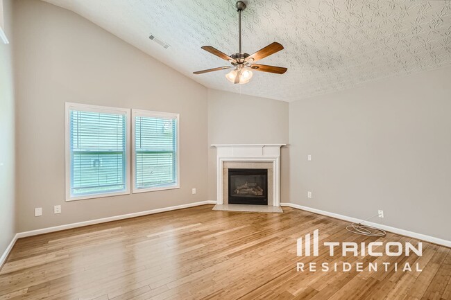Building Photo - 3692 Tullamore Ln
