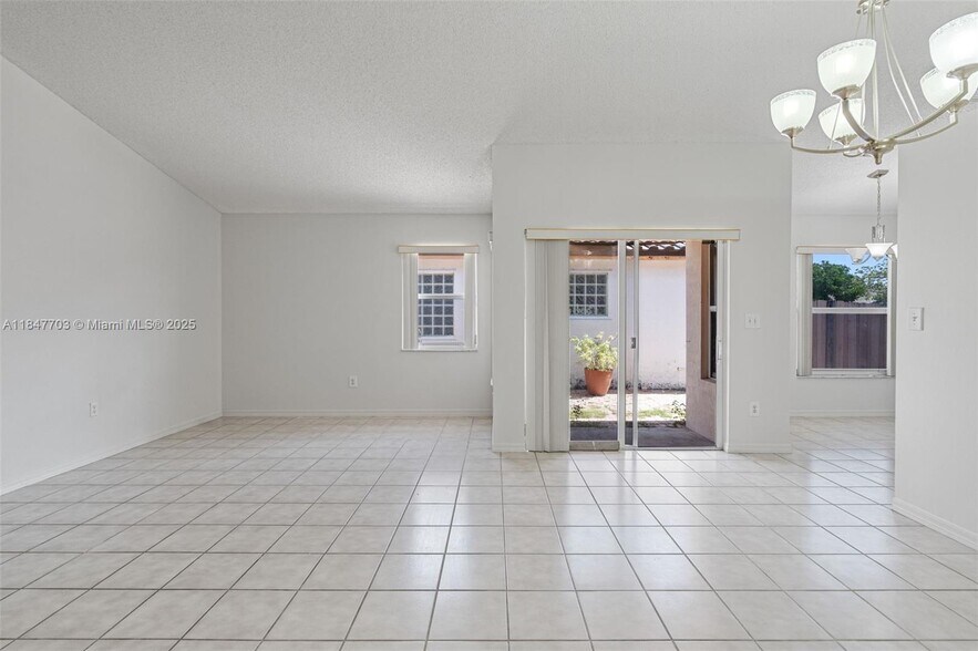 Building Photo - 14202 SW 151st Ct