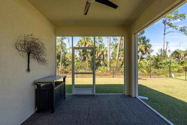 Building Photo - Move in now with zero deposit! This stunni...