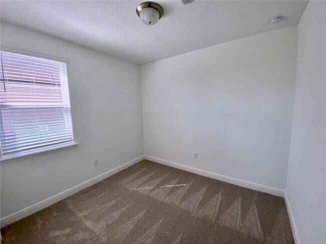Building Photo - 12073 Bracco St