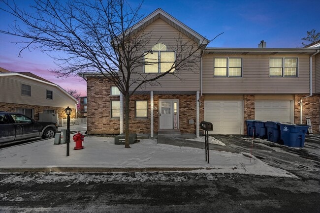 Building Photo - 4343 W Emerald Way St