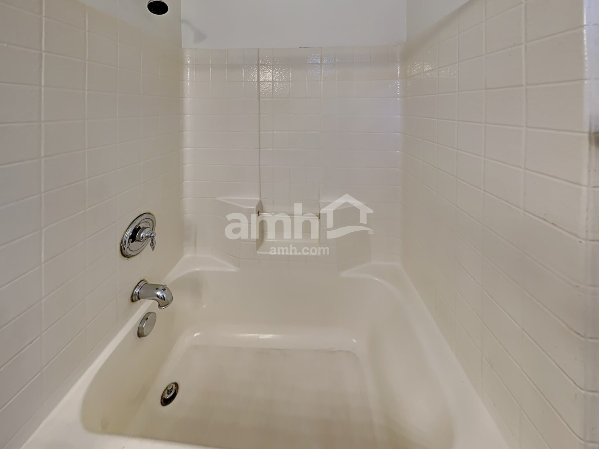 Building Photo - 5156 W Fulton St