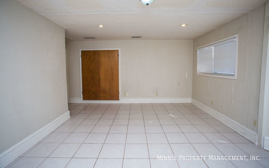 Building Photo - 3510 Baumann Ave