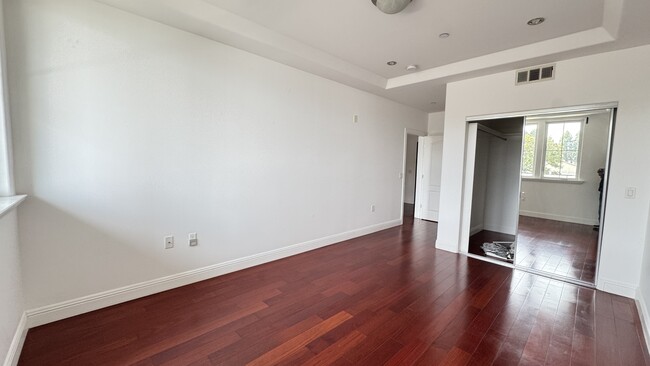 Building Photo - 151 El Camino Real