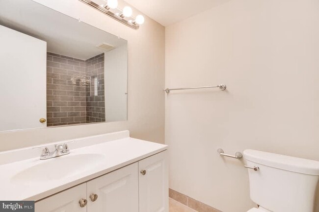 Building Photo - 5200 Crossfield Ct