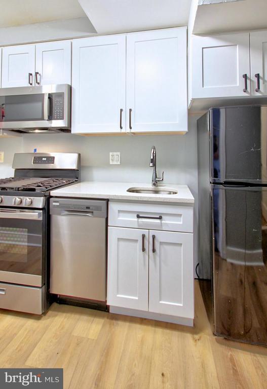 Building Photo - 2538 9th St NW