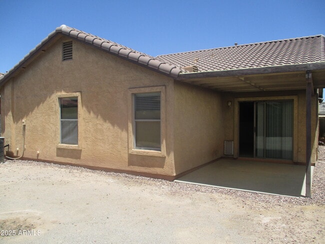 Building Photo - 46129 W Barbara Ln