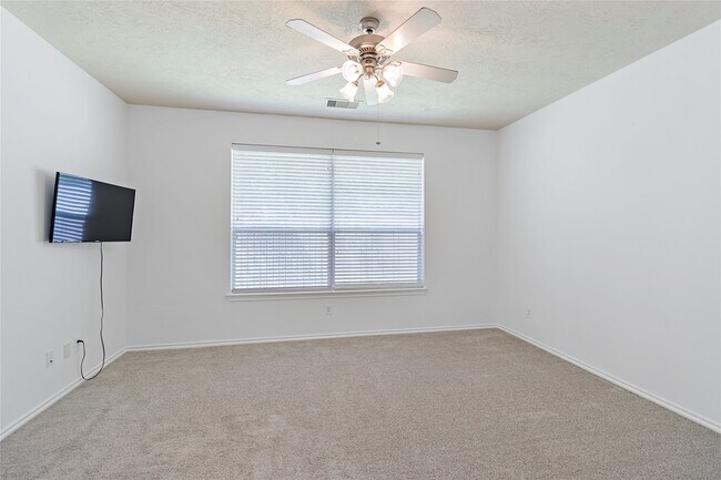 Building Photo - 23307 W Pine Ivy Ln