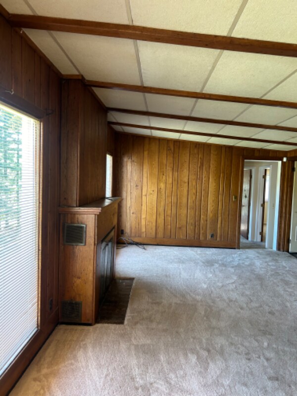 Building Photo - 2081 Welsh Hills Rd NE