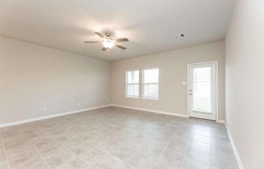 Building Photo - 1315 Gorman Ln