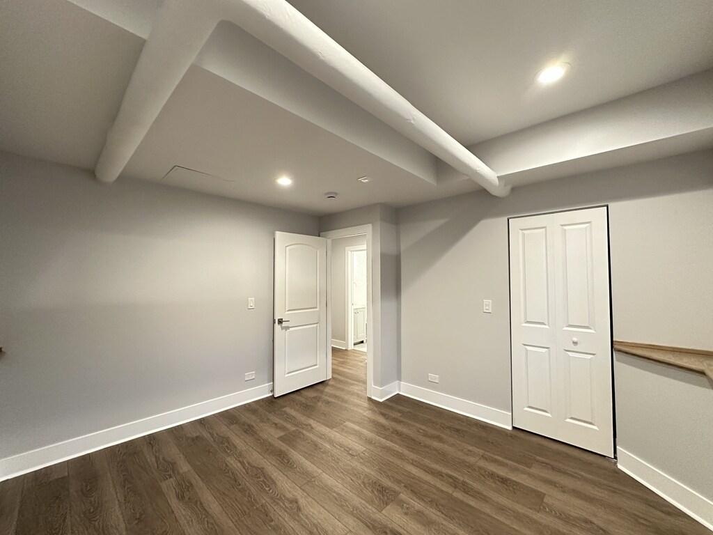 Building Photo - 5008 N Springfield Ave