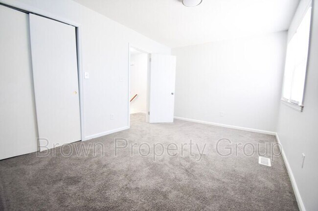 Building Photo - 2123 Grand Prix Dr