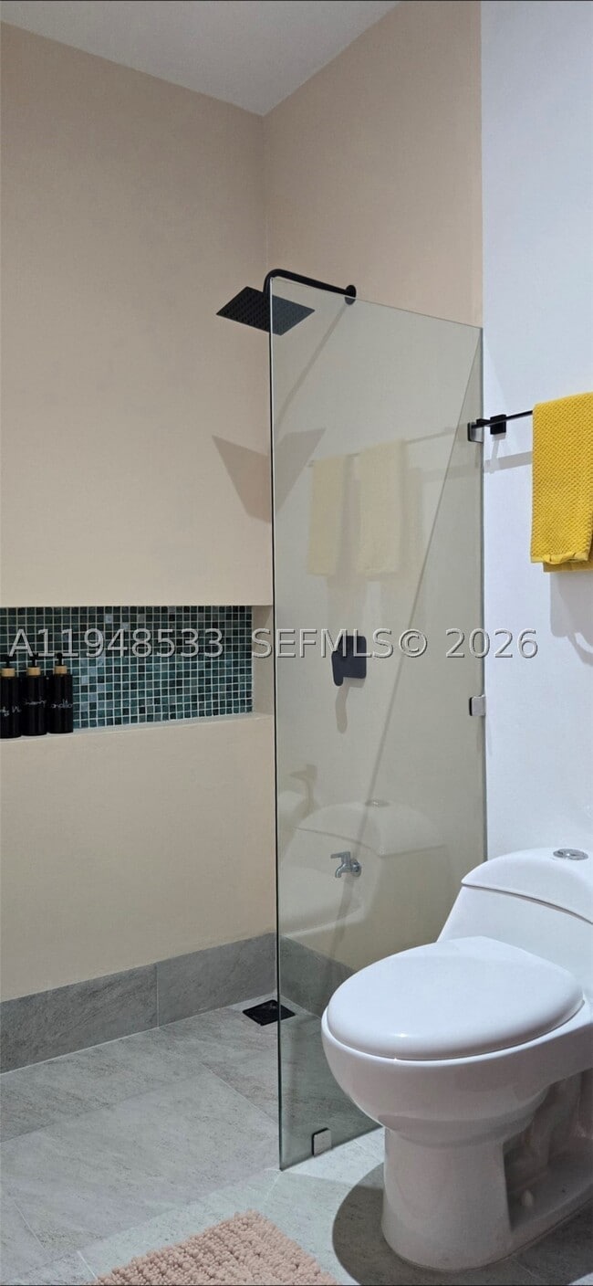 Building Photo - 121 Calle 23,entre 28 y 30,Centro 12