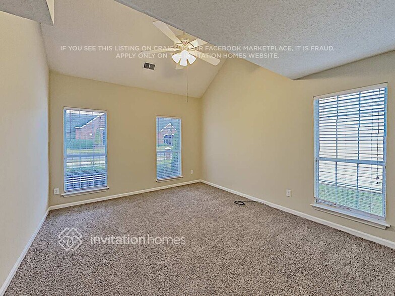 Building Photo - 5909 Creft Cir