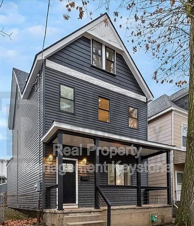 Building Photo - 6319 St Marie St