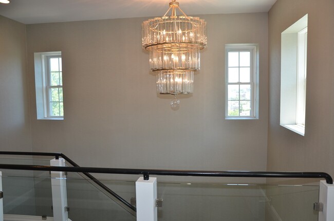 Building Photo - 6 Admirals Wy