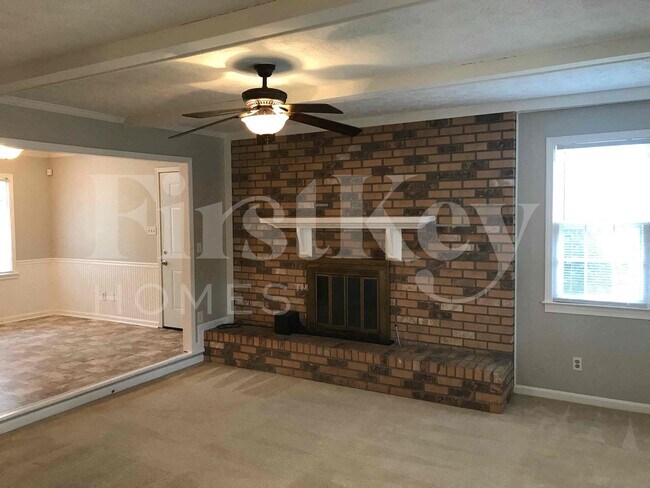 Building Photo - 2029 Abington Ln