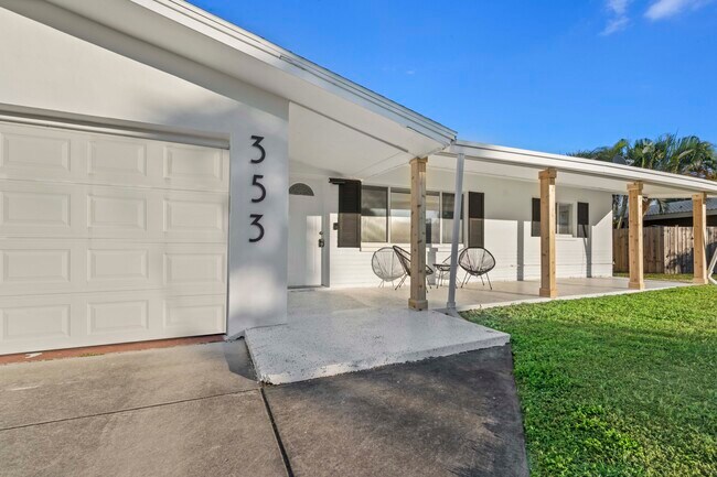 Building Photo - 353 Shirley Ave