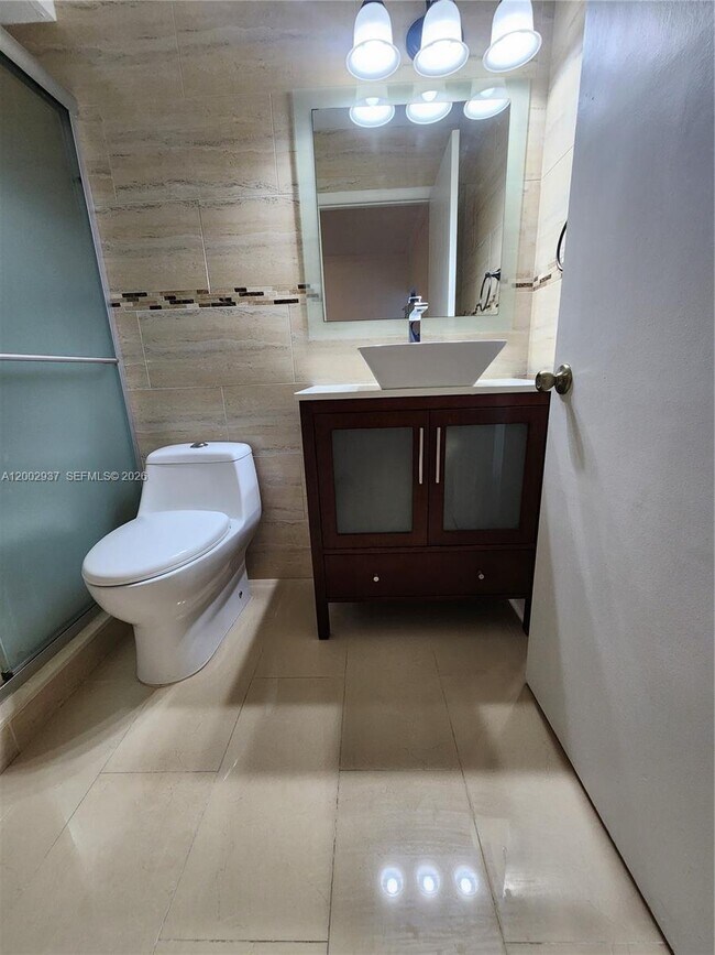 Building Photo - 6485 SW 129th Ave