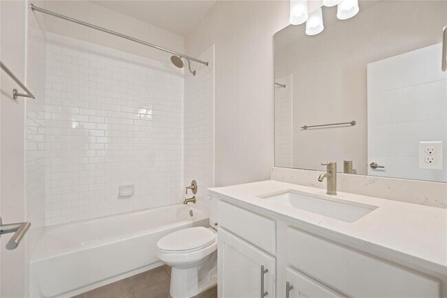 Building Photo - 8921 Parker Ranch Cir