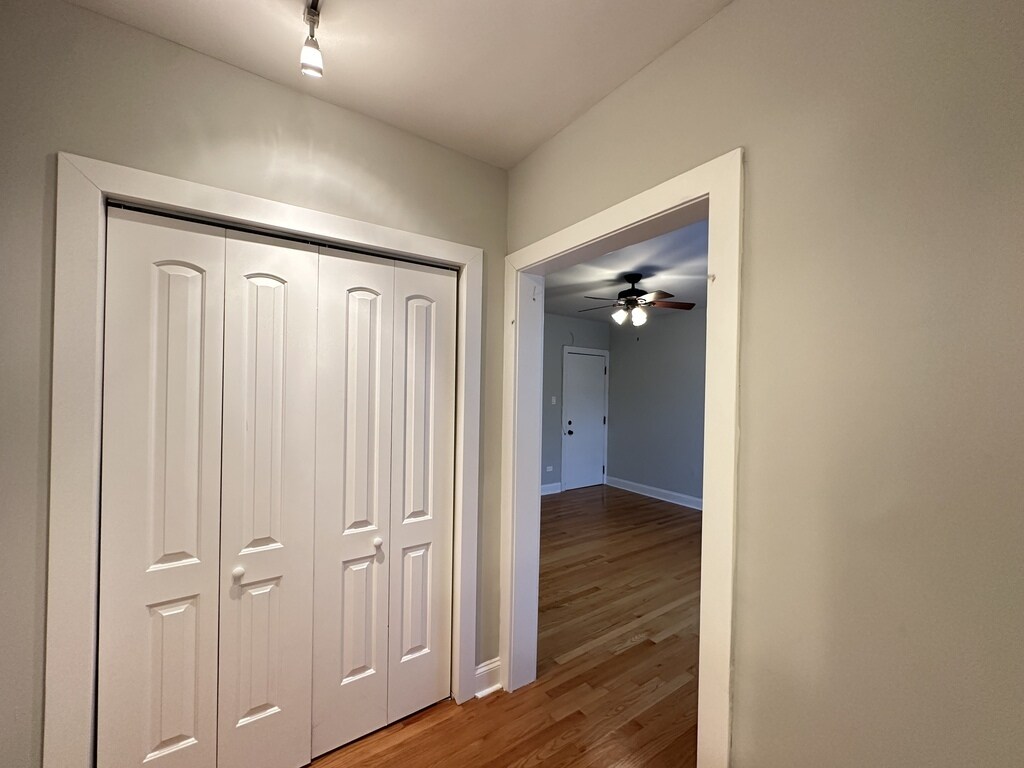 Building Photo - 618 W Patterson Ave