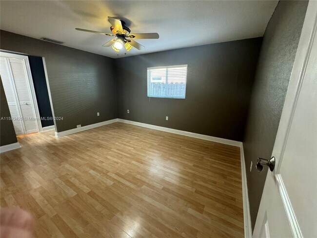 Building Photo - 11311 NW 32nd Manor