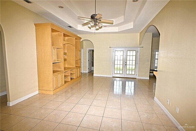 Building Photo - 18 Knight Ave