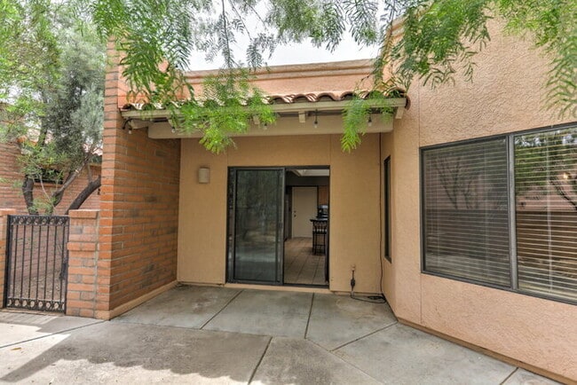 Building Photo - San Ignacio Vistas - Green Valley (Age Restricted community, at least one person must be 55 or ol...