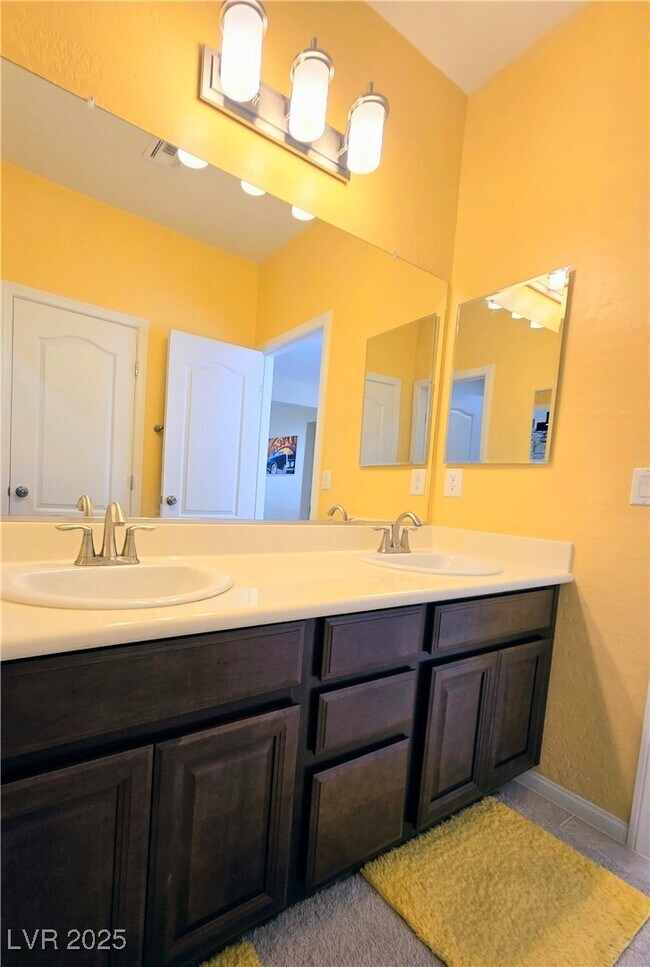 Building Photo - 10855 Casco Bay St