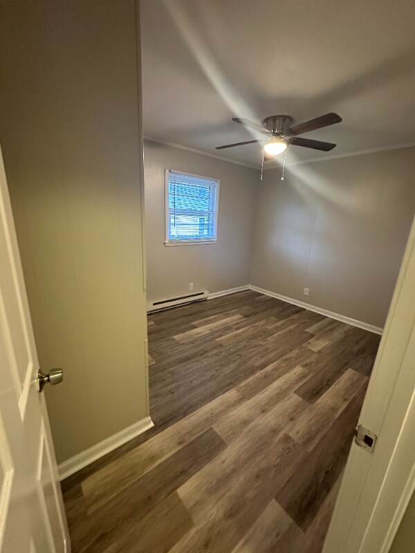 Building Photo - 123 S Sam Davis Ave