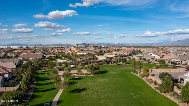 Building Photo - 23080 E Carriage Wy