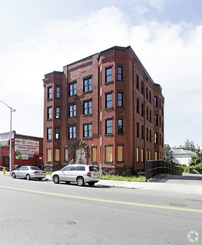 5 May St 5 May St Worcester MA 01610 Apartment Finder