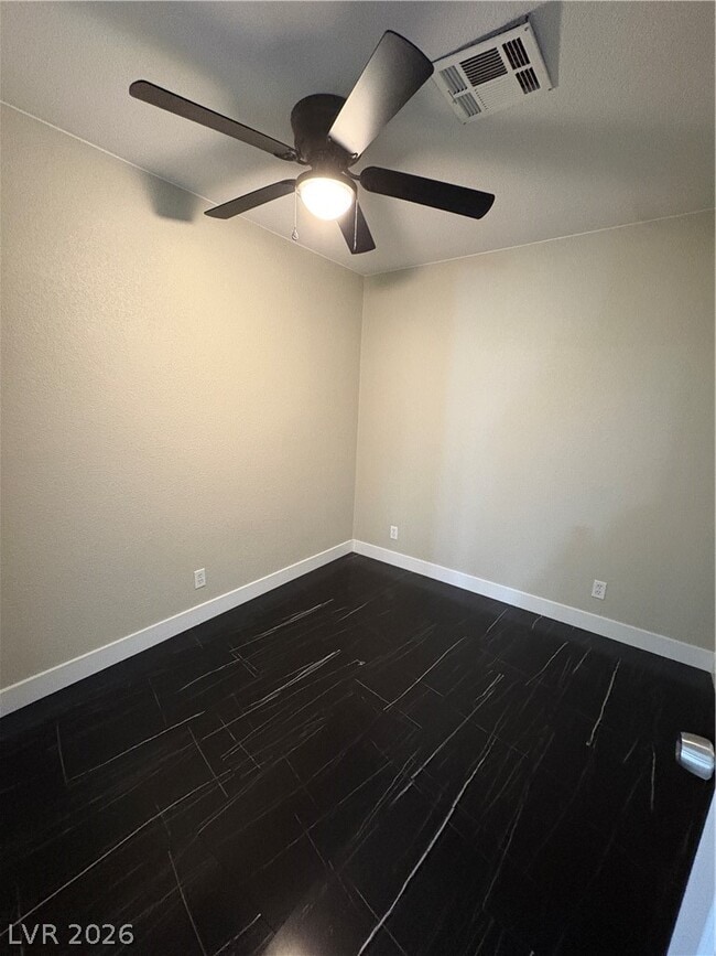 Building Photo - 223 Mojave Ln