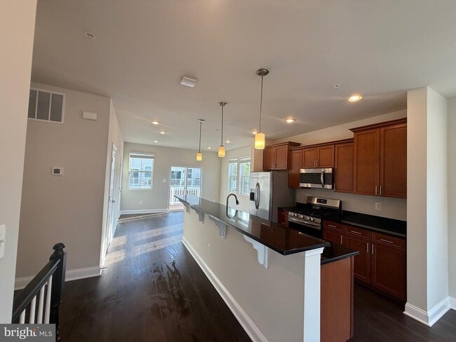Building Photo - 7105 Druce Way