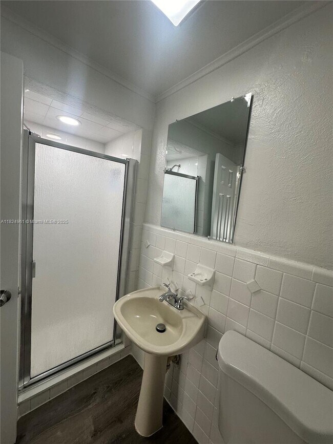 Building Photo - 4249 Bougainvilla Dr