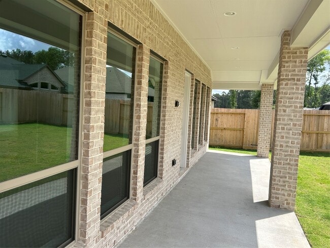 Building Photo - 9644 Mount Brewer Ln