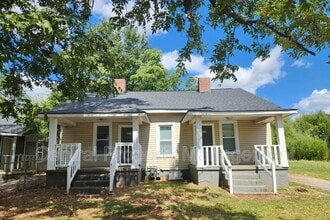 Building Photo - 212 McGarity St