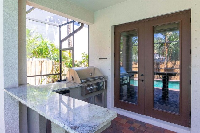 Building Photo - 4417 W Kensington Ave